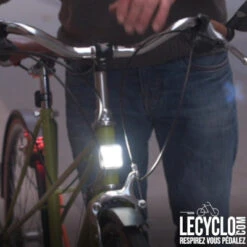Eclairage Avant Vélo LED 200 Lumens Blinder X Knog 11 Eclairage Avant Vélo LED 200 Lumens Blinder X Knog -Vélo Accessoires Boutique eclairage avant velo led 200 lumens blinder x knog full 6