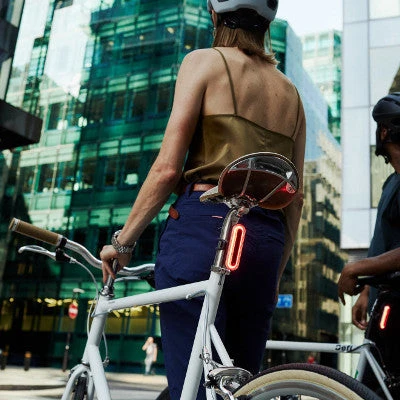 Feu Stop Arrière Vélo Automatique USB Burner Brake 4 Feu Stop Arrière Vélo Automatique USB Burner Brake – Image 4