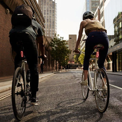 Feu Stop Arrière Vélo Automatique USB Burner Brake 6 Feu Stop Arrière Vélo Automatique USB Burner Brake – Image 6