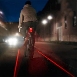 Feu Vélo Arrière Avec Laser Piste Cyclable Lumineuse