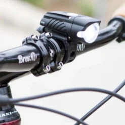 Feu Vélo Avant USB étanche NiteRider Swift 500 Lumens -Vélo Accessoires Boutique feu velo avant usb etanche niterider swift 500 lumens full 3