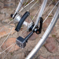 Feux Vélo Sur Moyeu AMS Light + Reelight Avec Condensateur -Vélo Accessoires Boutique feux velo sur moyeu ams light reelight avec condensateur full 3