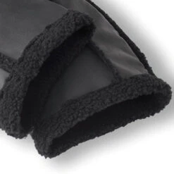 Manchons Basil Noirs En Cuir Végétal Sur Guidon Vélo -Vélo Accessoires Boutique manchons basil noirs en cuir vegetal sur guidon velo full 4