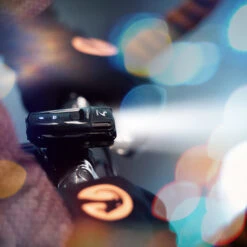 Phare De Vélo Avant USB 400 Lumens Meteor Moon -Vélo Accessoires Boutique moon meteor feu velo avant