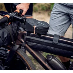 Sacoche De Cadre 4L Noire Bikepacking TopTube Ortlieb 9 Sacoche De Cadre 4L Noire Bikepacking TopTube Ortlieb -Vélo Accessoires Boutique sacoche de cadre 4l noire bikepacking toptube ortlieb full 4