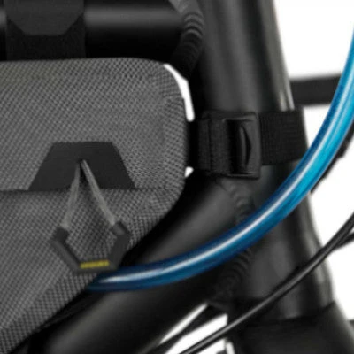 Sacoche De Cadre Apidura Expedition Full Frame 4 Sacoche De Cadre Apidura Expedition Full Frame – Image 4