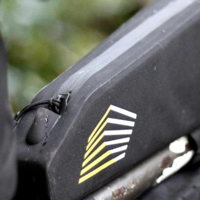 Sacoche De Cadre Supérieure Pour Bikepacking 2L Apidura Racing 4 Sacoche De Cadre Supérieure Pour Bikepacking 2L Apidura Racing – Image 4