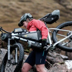 Sacoche De Cadre Vélo Pour Bikepacking Backcountry Apidura -Vélo Accessoires Boutique sacoche de cadre velo pour bikepacking backcountry apidura full 6