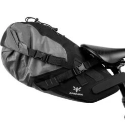 Sacoche De Selle Bikepacking 4.5L Ou 6L Backcountry Apidura -Vélo Accessoires Boutique sacoche de selle bikepacking 6l backcountry apidura full