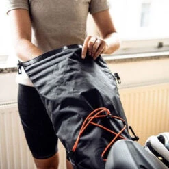 Sacoche De Selle étanche Noir Mat Bikepacking Ortlieb -Vélo Accessoires Boutique sacoche de selle etanche noir mat bikepacking ortlieb full 5